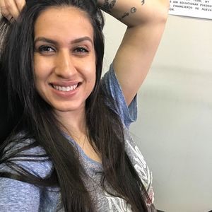 Meet your Posher, Ana